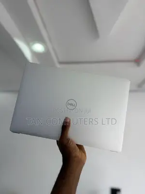 Laptop Dell XPS 15 7590 16GB Intel Core i7 SSD 512GB