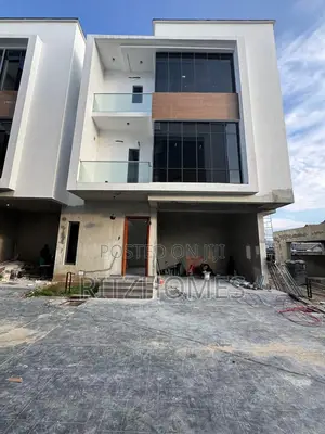 4bdrm Duplex in Lekki for sale