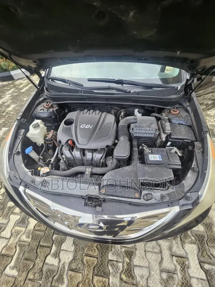 Hyundai Sonata 2012 Black