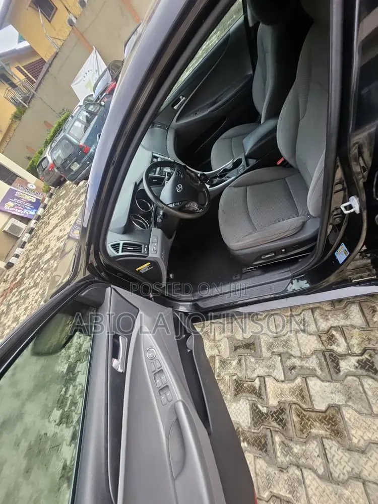 Hyundai Sonata 2012 Black