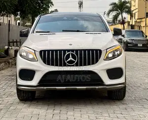 Mercedes-Benz GLE-Class 2018 White
