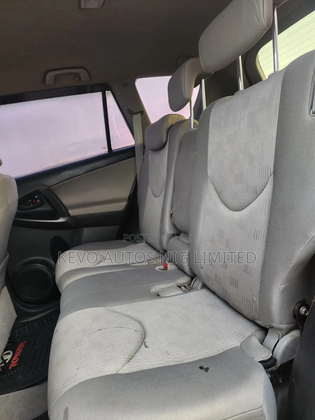 Toyota RAV4 2010 Blue