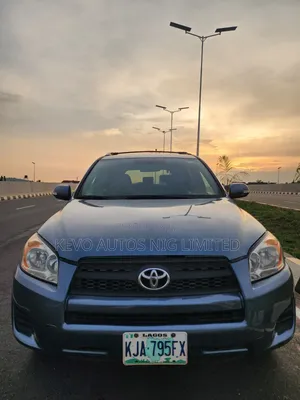 Toyota RAV4 2010 Blue