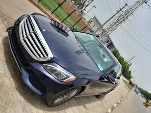 Mercedes-Benz C300 2015 Blue