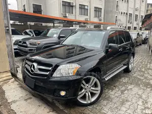 Mercedes-Benz GLK-Class 2010 Black