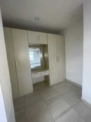 2bdrm Block of Flats in Chevyview, Chevron for rent