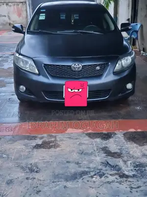 Toyota Corolla 2010 Black