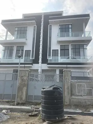 6bdrm Duplex in Hossana Estate, Amuwo-Odofin for sale