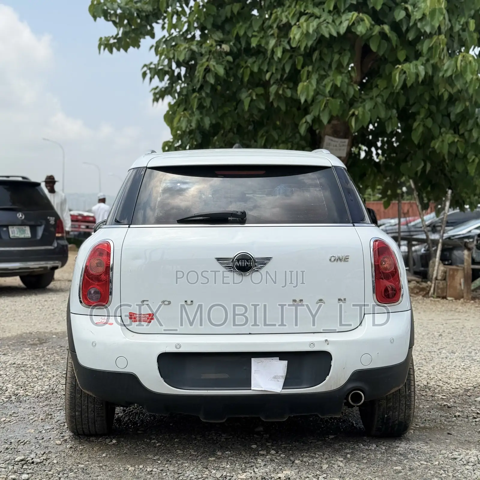 Mini Cooper 2012 White