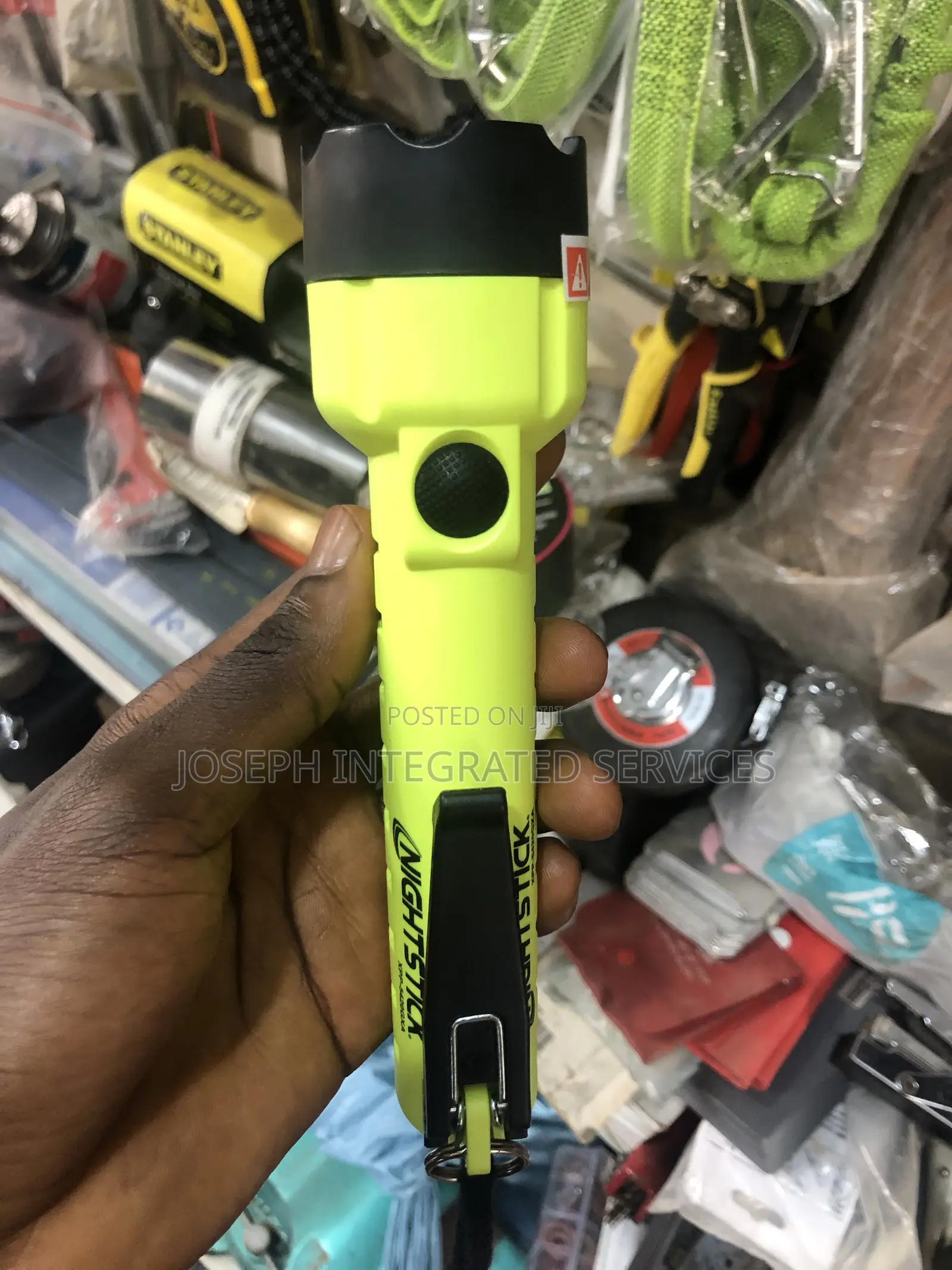 Nightstick XPP-5420gxa Flashlight
