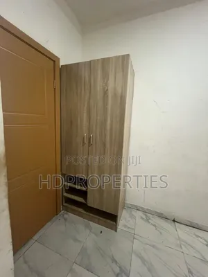 1bdrm Shared Apartment in Oral Estate, Lagos Island / Lagos Island
