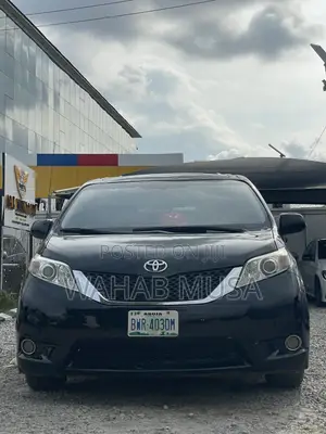 Toyota Venza XLE 2010 Black