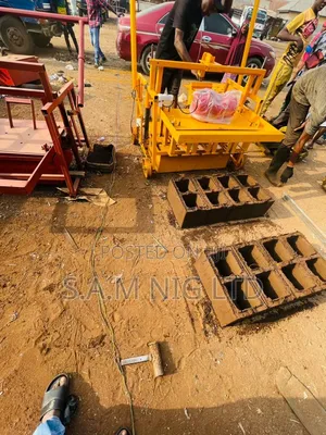 Concrete Egg Laying Block Machine