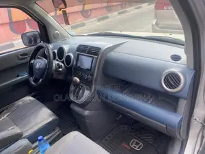 Honda Element DX 4WD 2004 Silver