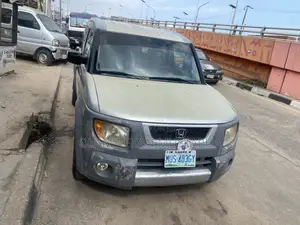 Honda Element DX 4WD 2004 Silver