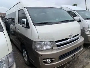 Toyota Grand HiAce 2016 White