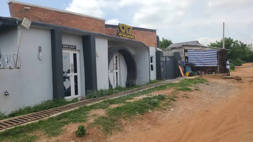Mini Commercial Complex for Sale Near Kwasu, Malete.