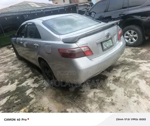 Toyota Camry 2009 Silver