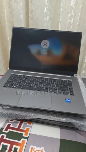 Laptop HP ZBook Studio G8 6GB Intel Core i7 SSD 512GB