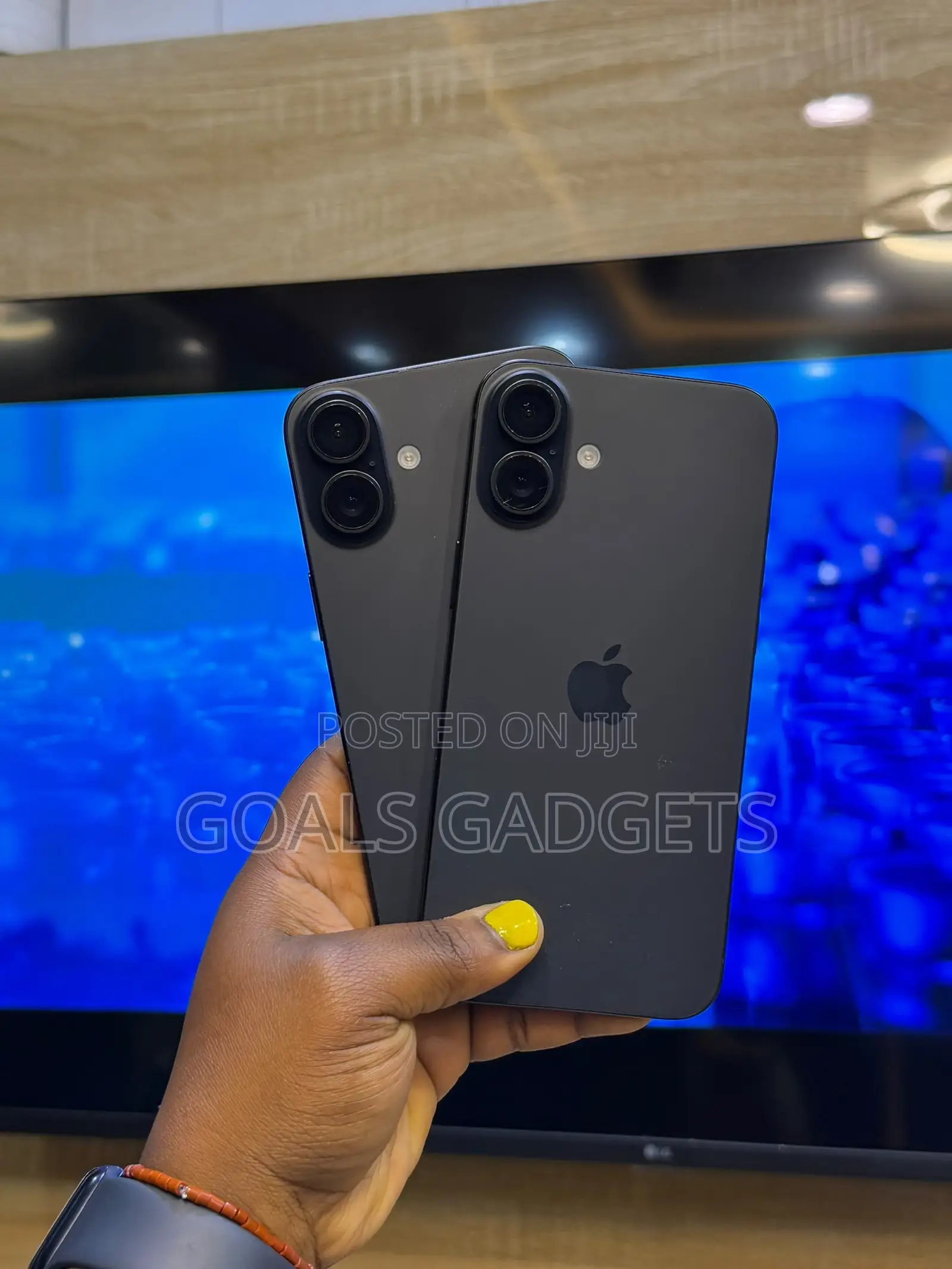 New Apple iPhone 16 128 GB Black