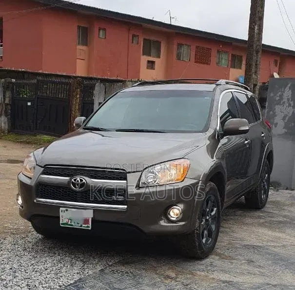 Toyota RAV4 2011 Gray