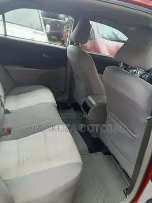 Toyota Camry LE 4dr Sedan (2.5L 4cyl 6A) 2015 Red