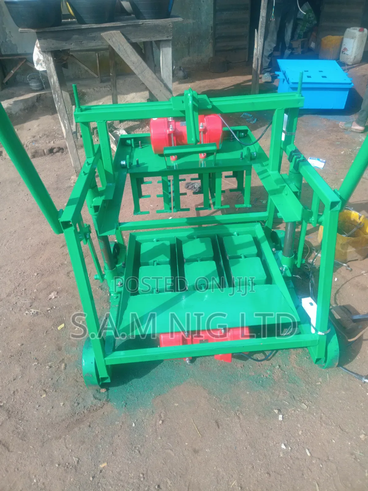 Movable Concrete Block Producing Machine
