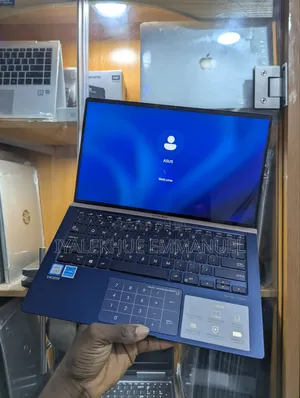 Laptop Asus Zenbook 14 UX434 16GB Intel Core i7 SSD 256GB