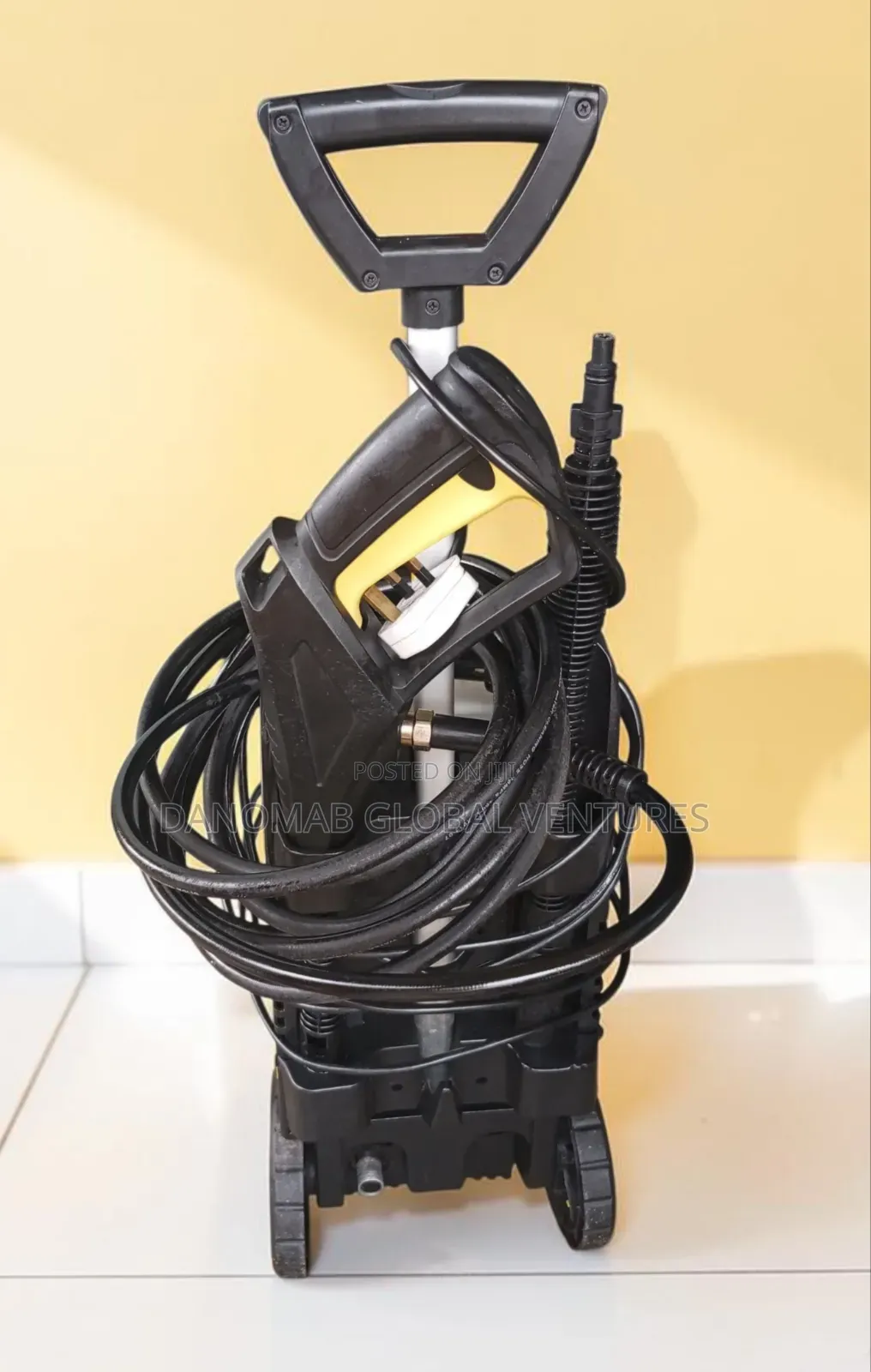 Aurus Superior High Pressure Washer With Onboard Soap Container