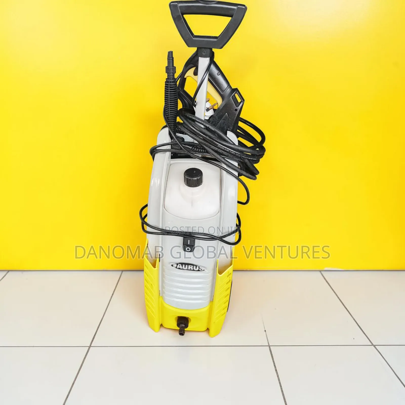 Aurus Superior High Pressure Washer With Onboard Soap Container