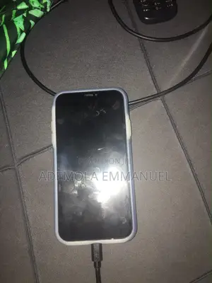 Apple iPhone 11 64 GB Black