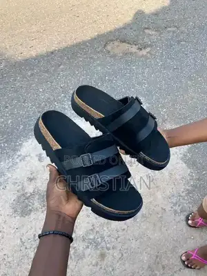 Handmadefootwears
