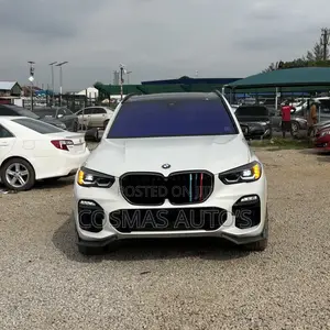 BMW M5 2021 White