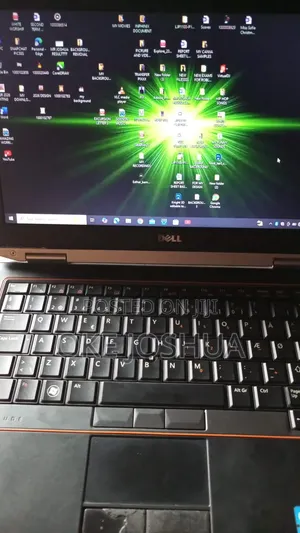 Laptop Dell Latitude E6320 4GB Intel Core i5 HDD 350GB