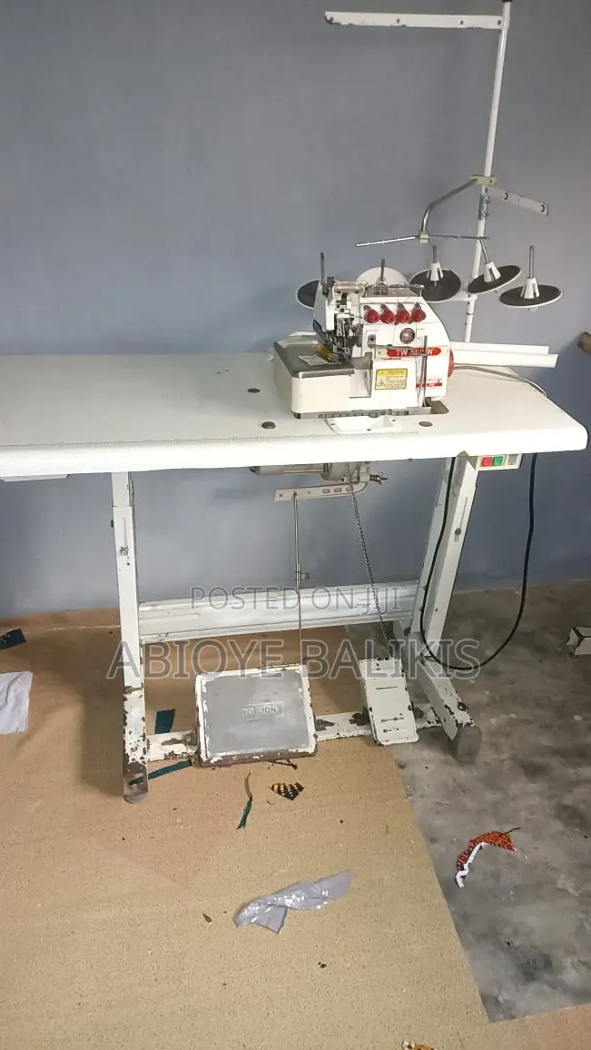 4 Thread Weaving Machine
