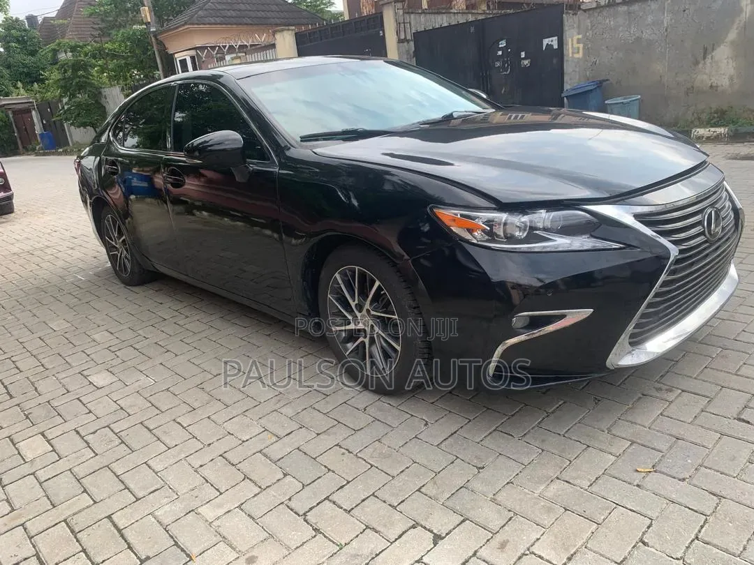 Lexus ES 2016 Black