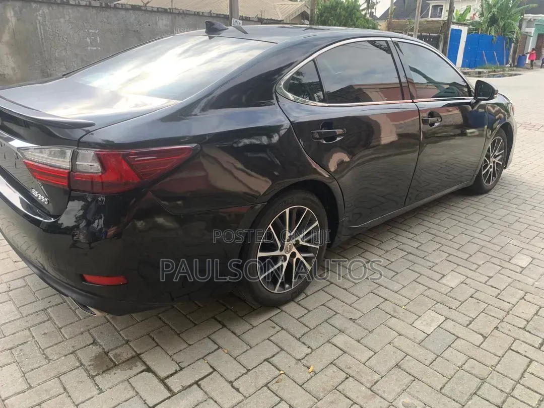 Lexus ES 2016 Black