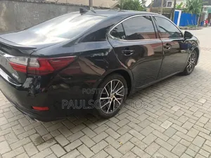 Lexus ES 2016 Black