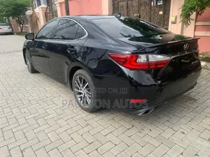 Lexus ES 2016 Black