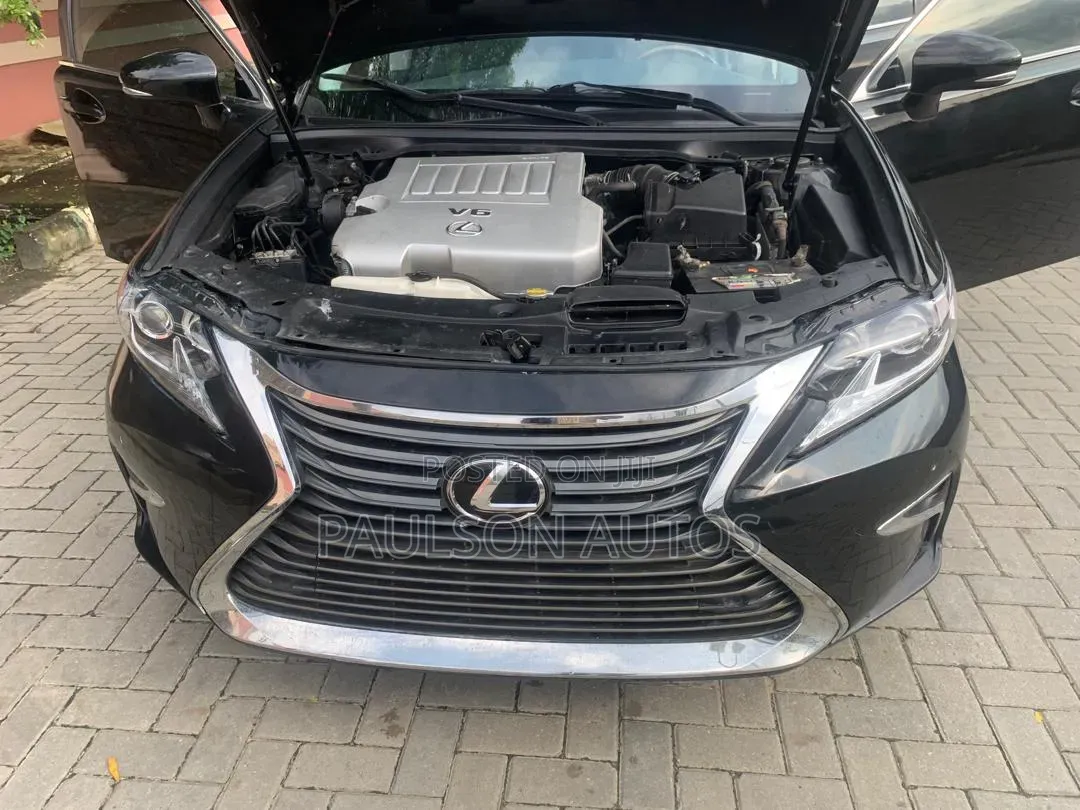 Lexus ES 2016 Black