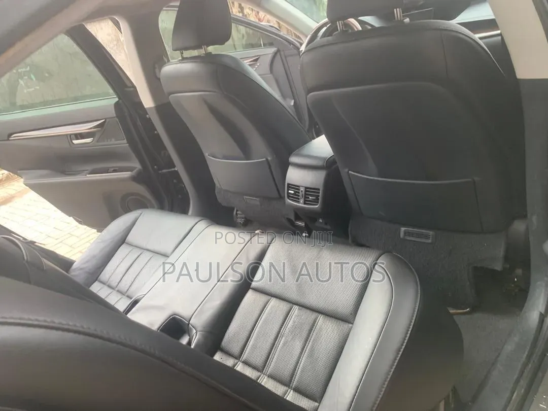 Lexus ES 2016 Black