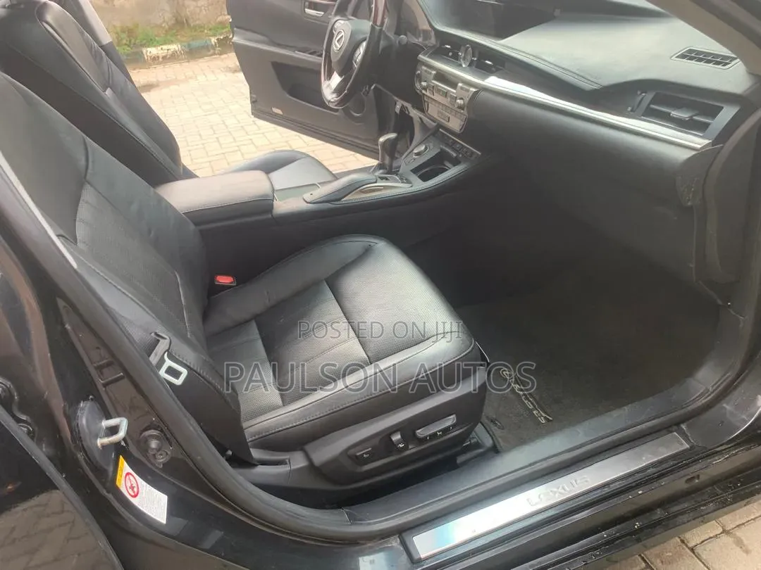 Lexus ES 2016 Black
