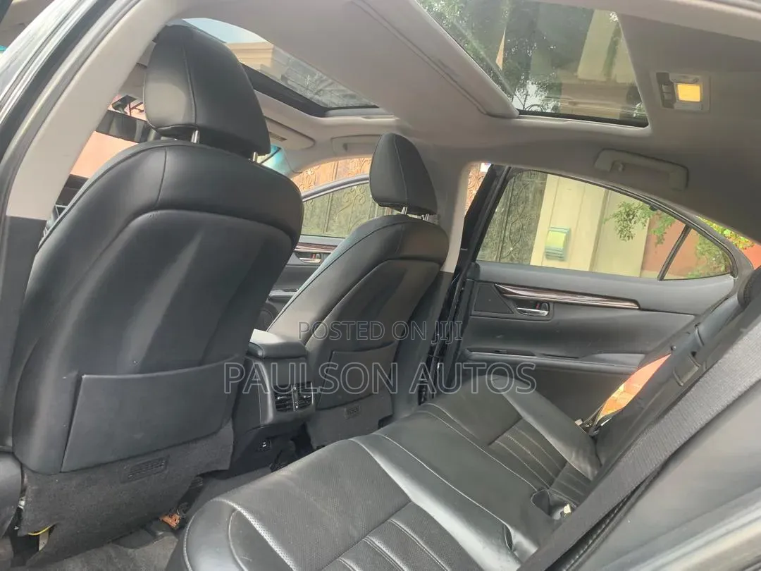 Lexus ES 2016 Black