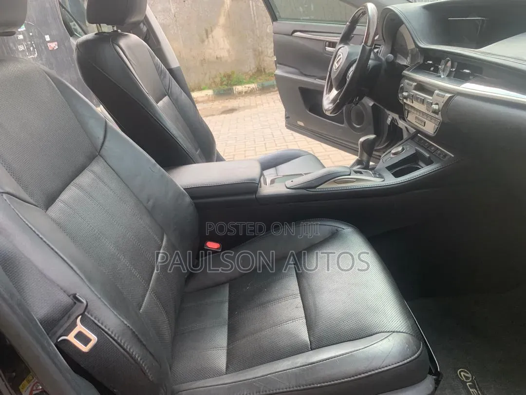 Lexus ES 2016 Black