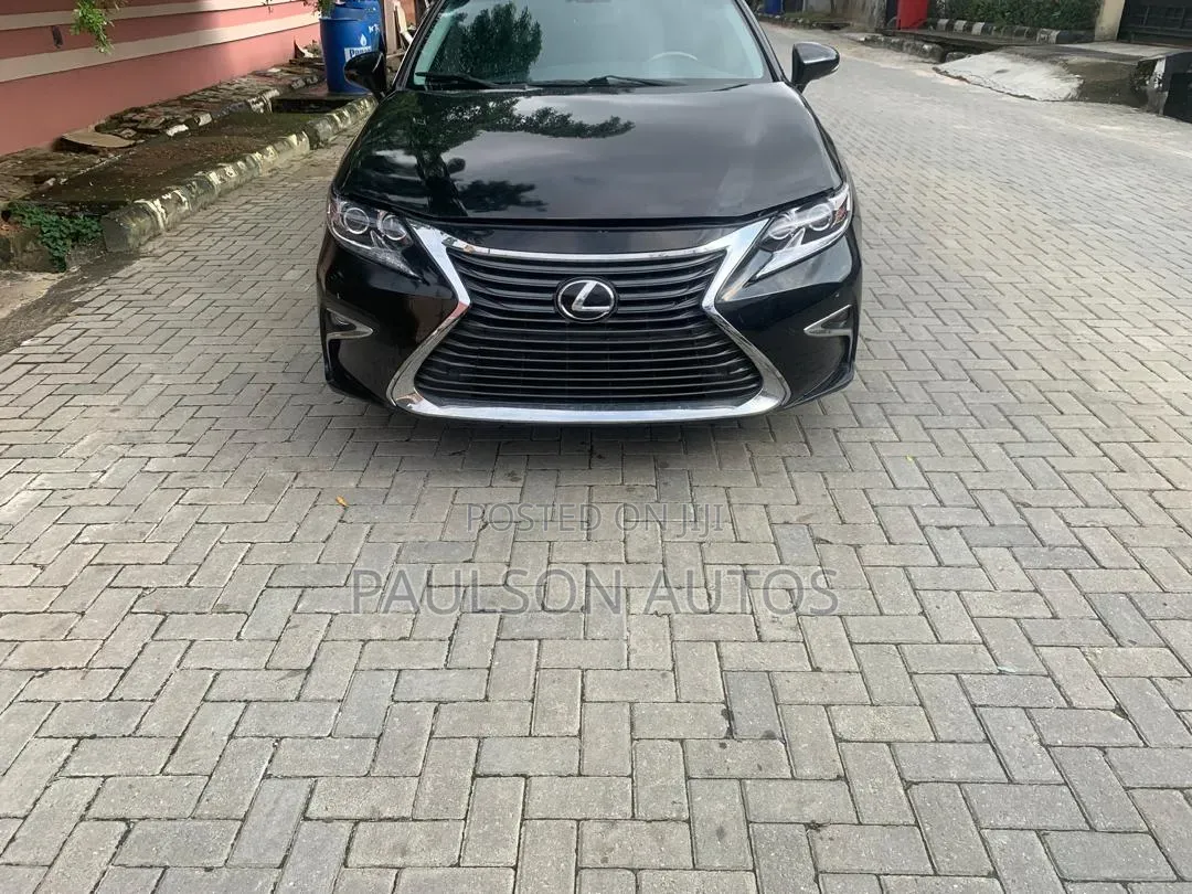 Lexus ES 2016 Black