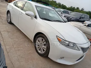 Lexus ES 2014 White