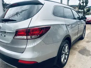 Hyundai Santa Fe SE AWD 2017 Silver