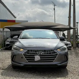 Hyundai Elantra Limited Sedan FWD (2.0L 4cyl 6A) 2017 Gray