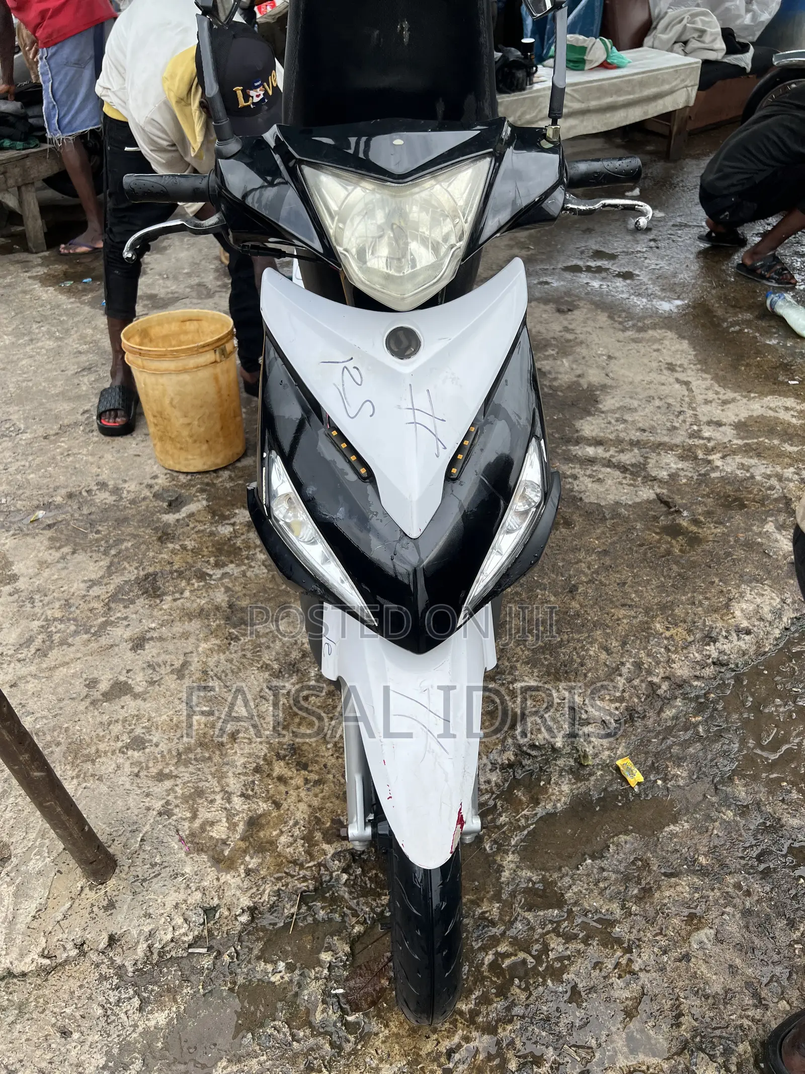 SYM Symphony 2015 White