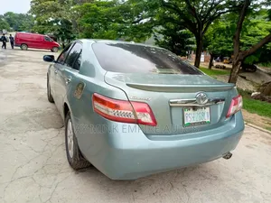Toyota Camry 2010 Green